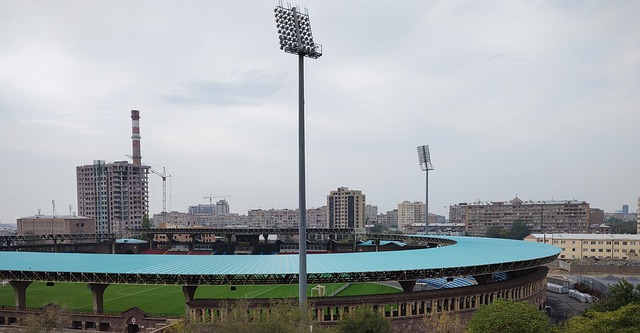 这人到底是 这人到底是